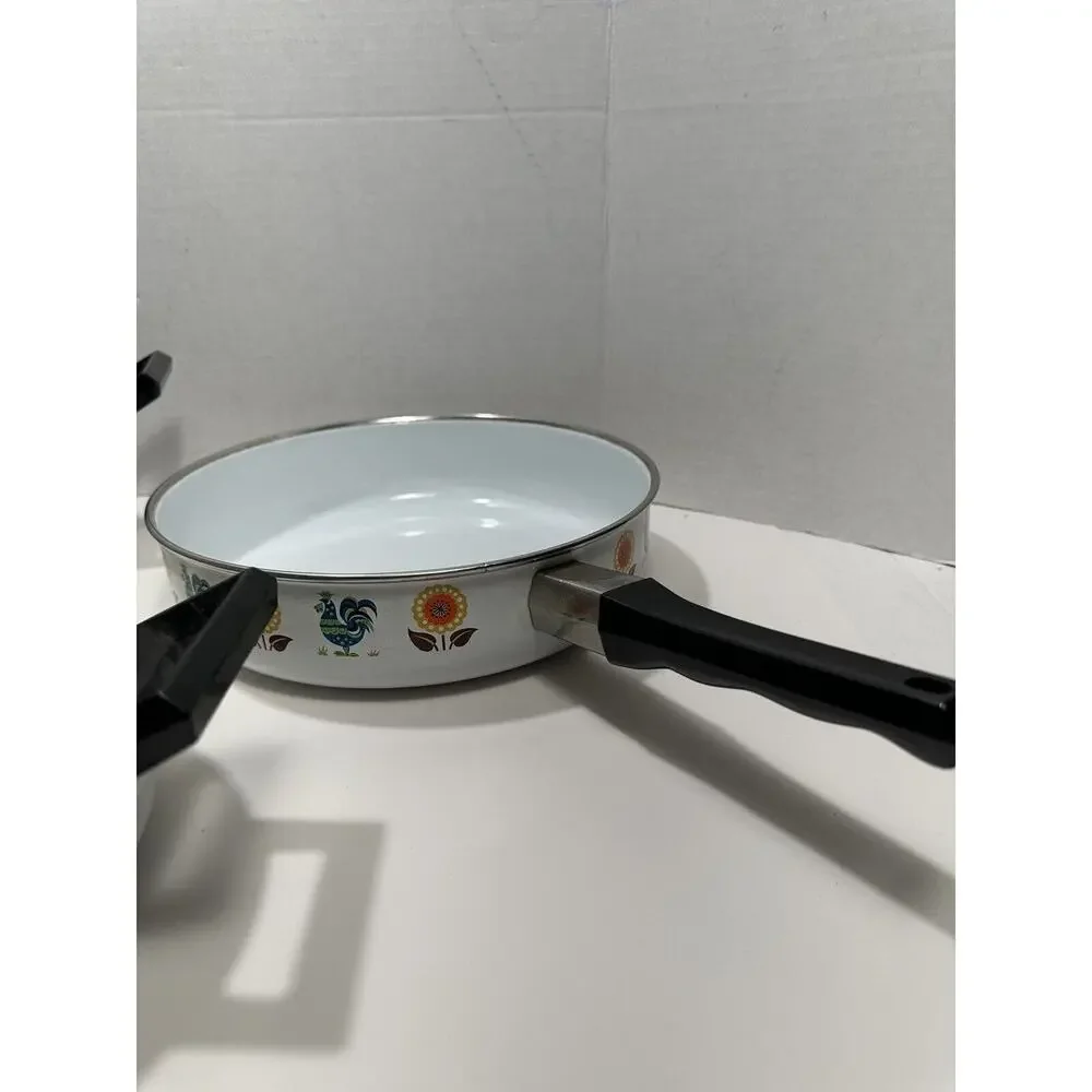 Vtg Lot 3 Enamel Stock Pots Rooster & Poppy Flower‎ 60s 70s Saucer Fry MCM RARE